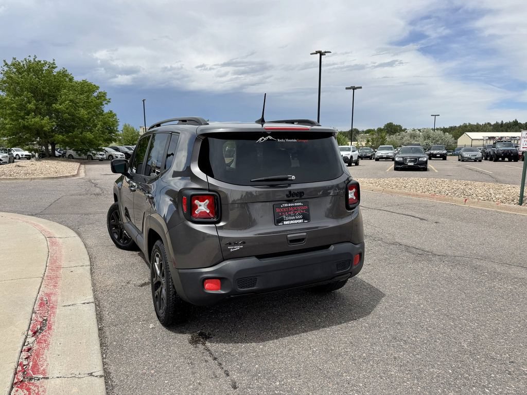 Used 2018 Jeep Renegade Altitude w/ UConnect 8.4 Nav Group AWD/4WD image 6