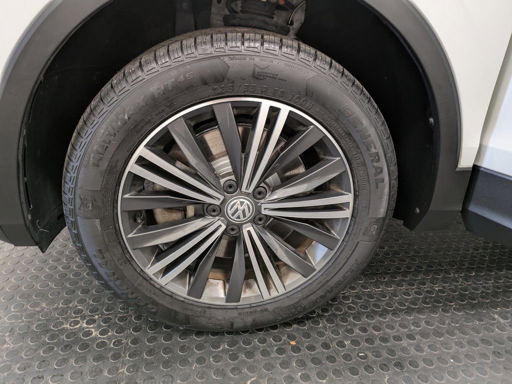 Used 2019 Volkswagen Tiguan SEL w/ 3rd Row Seat Package image 8