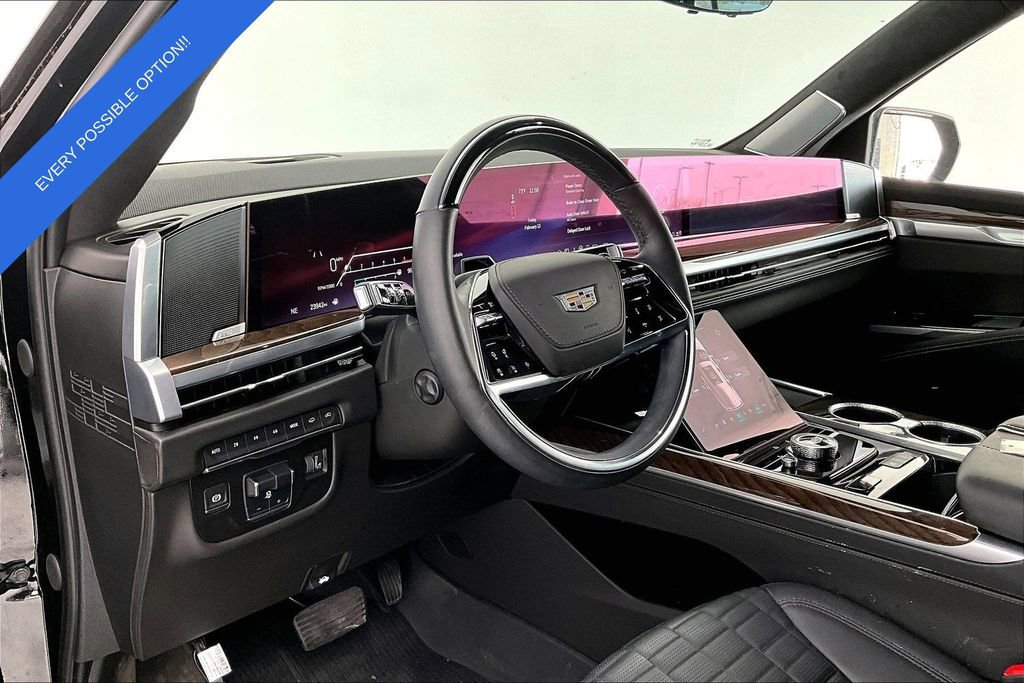 Used 2025 Cadillac Escalade Sport Platinum w/ LPO, ONYX Package image 18