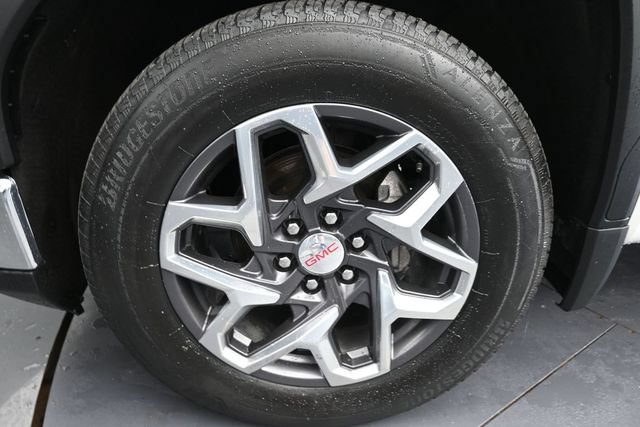 Used 2023 GMC Sierra 1500 SLT w/ SLT Convenience Package AWD/4WD image 40