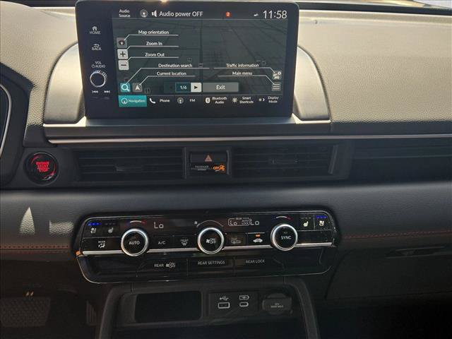 Used 2025 Honda Pilot Black Edition image 15