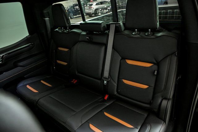New 2026 GMC Sierra 1500 AT4 w/ Technology Package image 10
