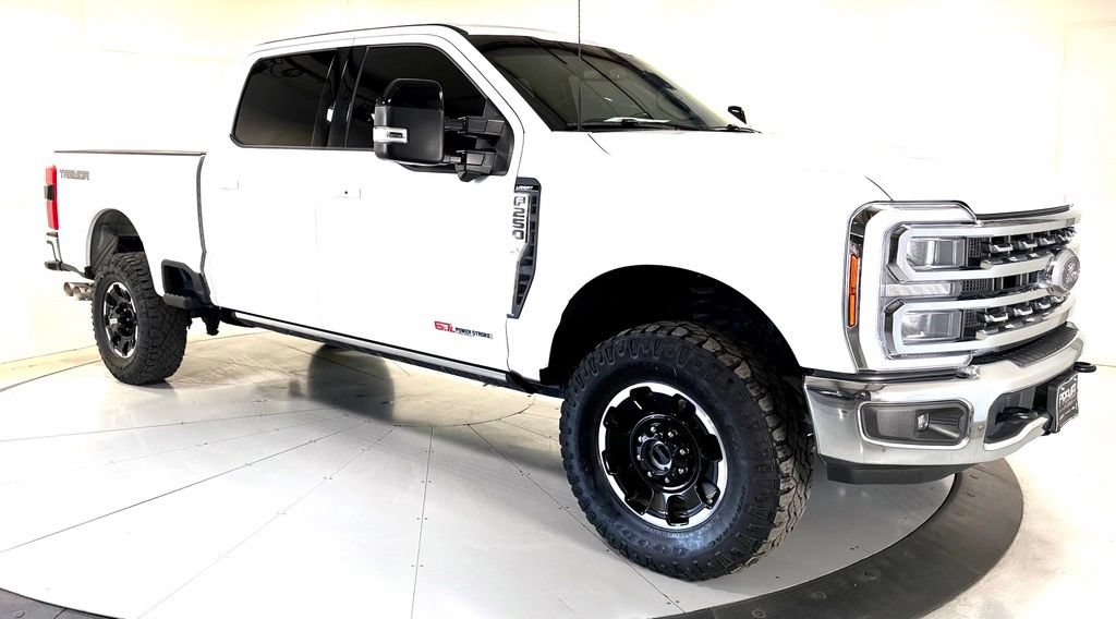 Used 2025 Ford F250 Lariat w/ Tremor Off-Road Package AWD/4WD image 1