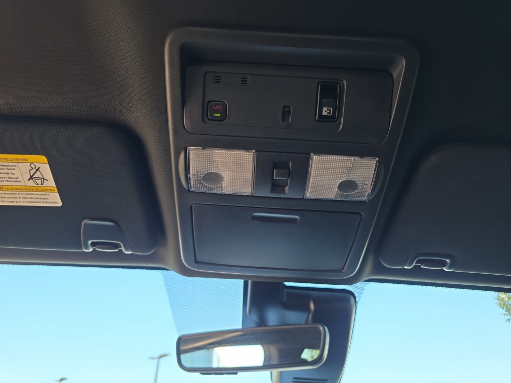 Used 2024 Nissan Titan PRO-4X w/ Pro-4x Convenience Package AWD/4WD image 44