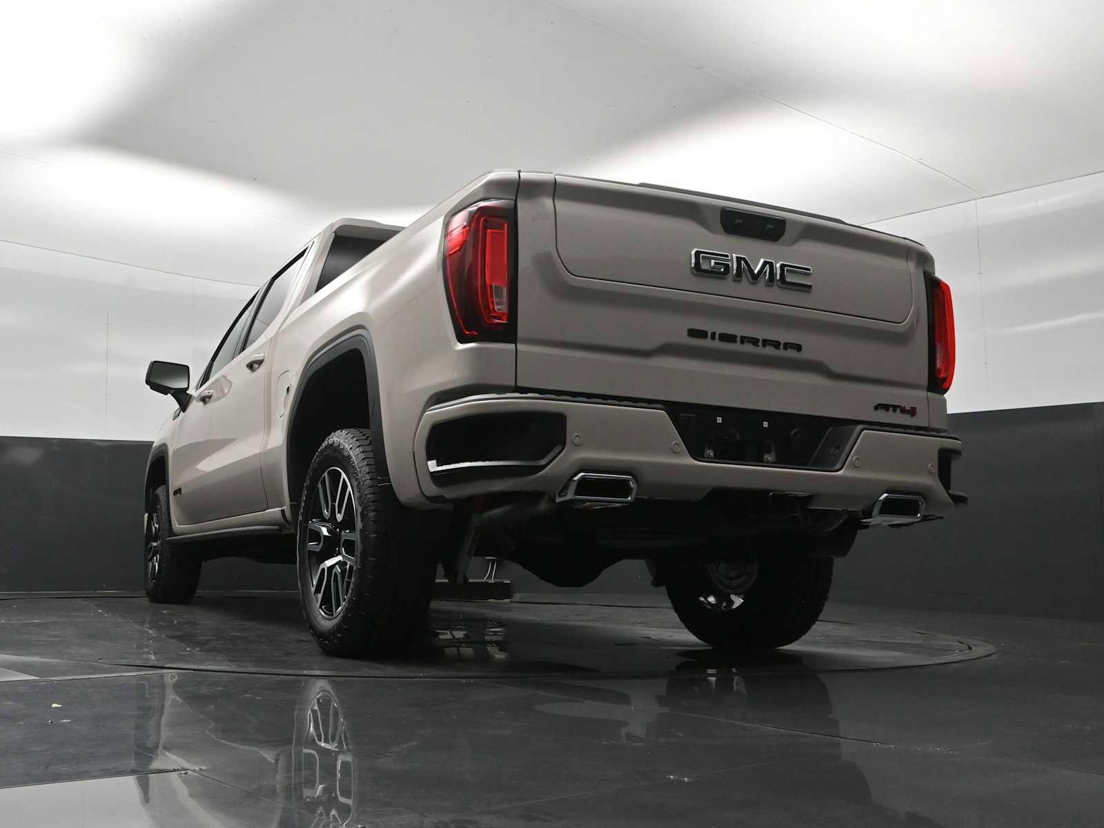New 2026 GMC Sierra 1500 AT4 AWD/4WD image 22