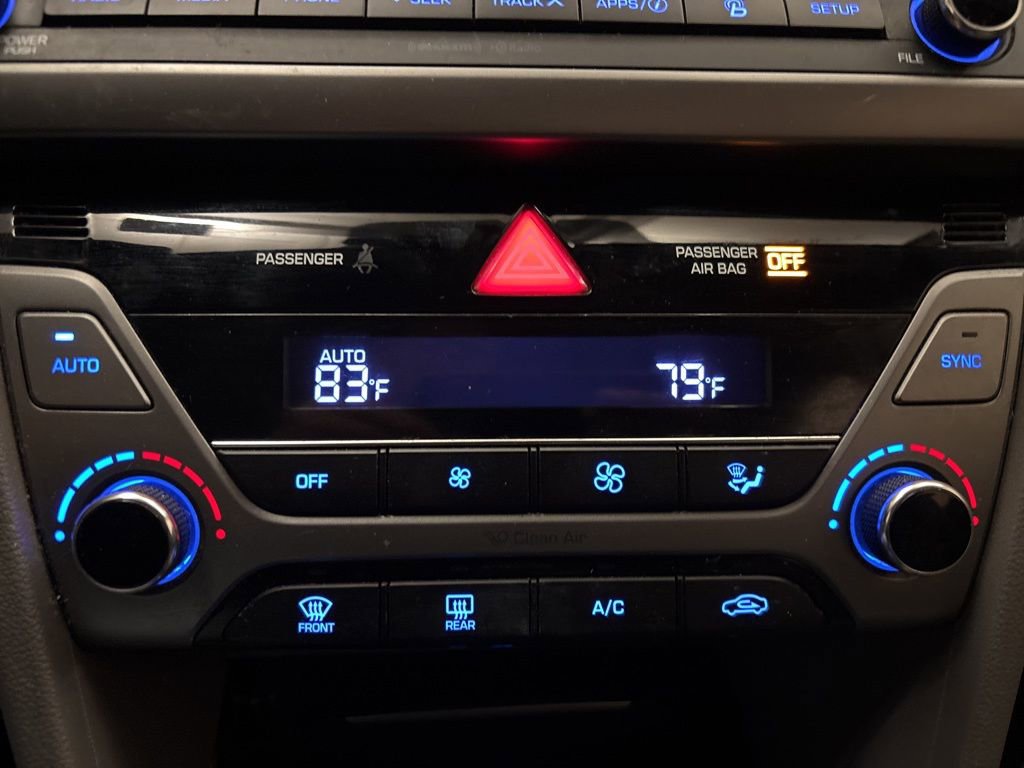 Used 2017 Hyundai Elantra Limited image 20