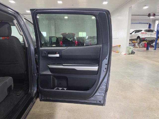 Used 2015 Toyota Tundra SR5 w/ TRD Off Road Package AWD/4WD image 28