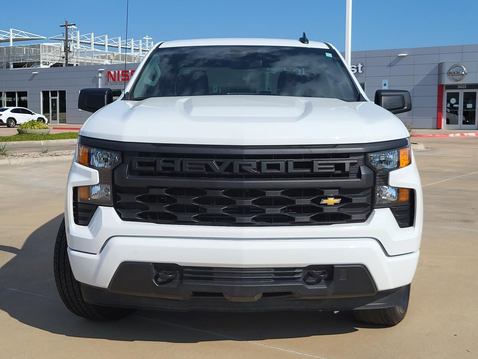 Used 2023 Chevrolet Silverado 1500 Custom image 11