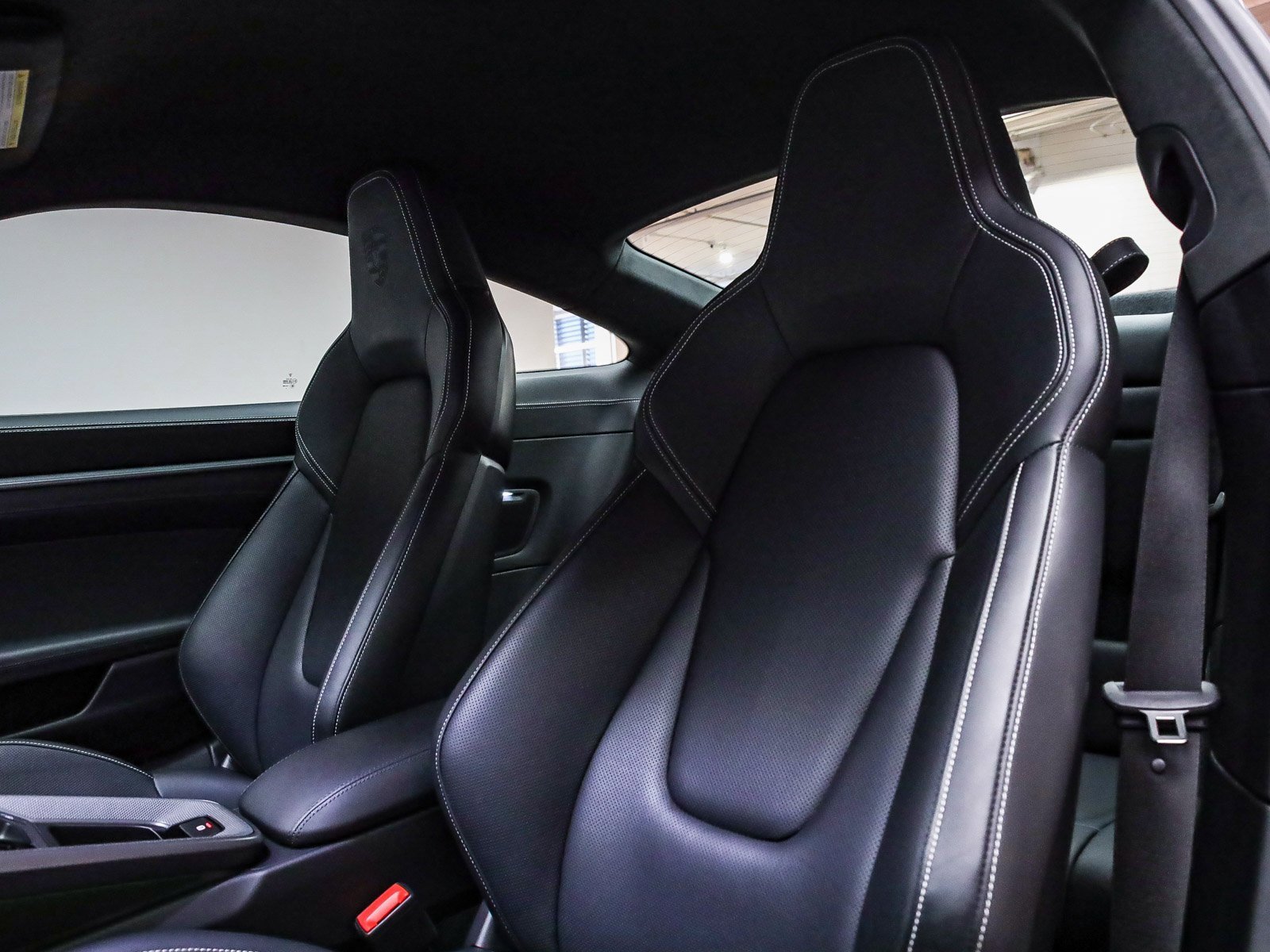 Used 2024 Porsche 911 Carrera 4S image 5