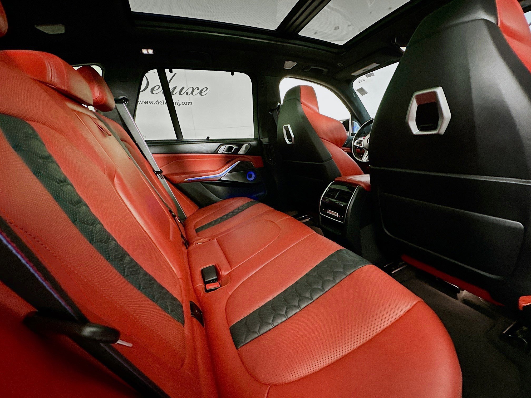 Used 2024 BMW X5 M Competition w/ Executive Package image 30