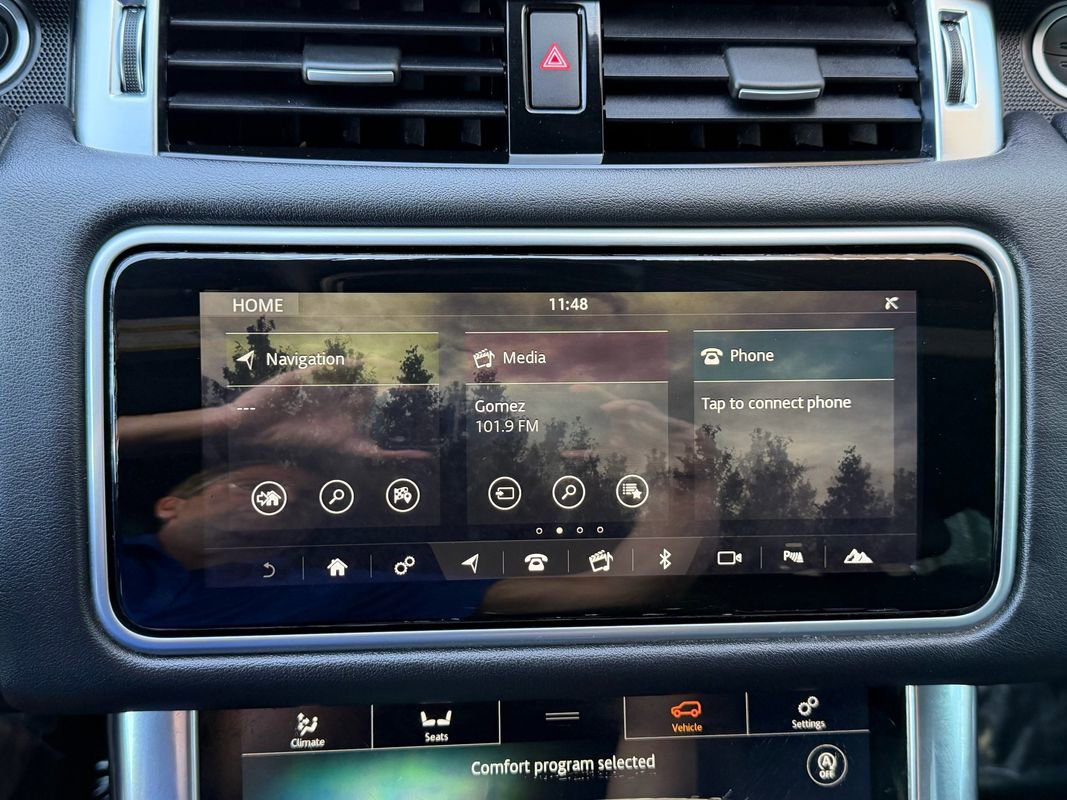 Used 2019 Land Rover Range Rover Sport HSE AWD/4WD image 28