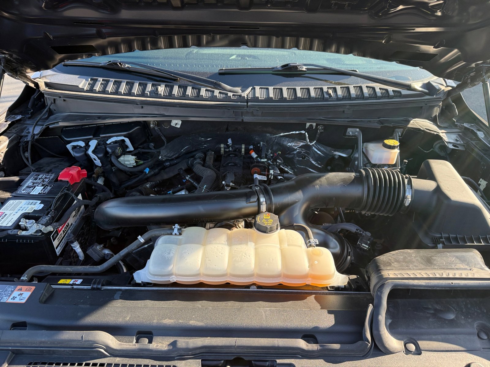 Used 2024 Ford Expedition Limited image 21