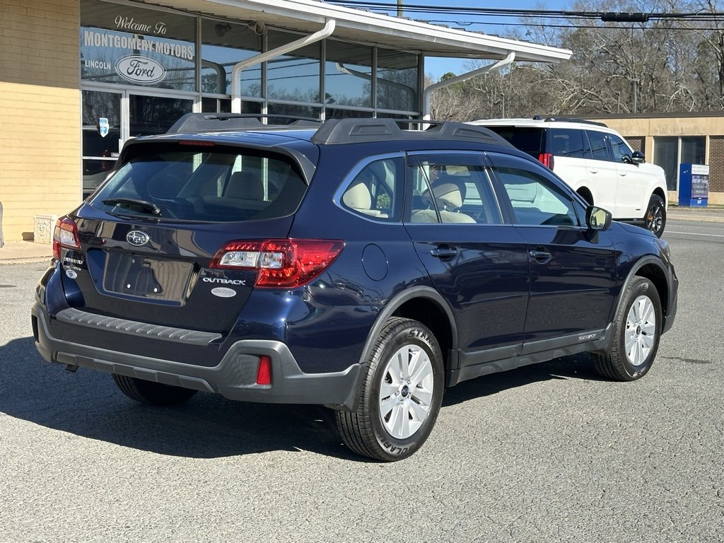 Used 2018 Subaru Outback 2.5i image 8