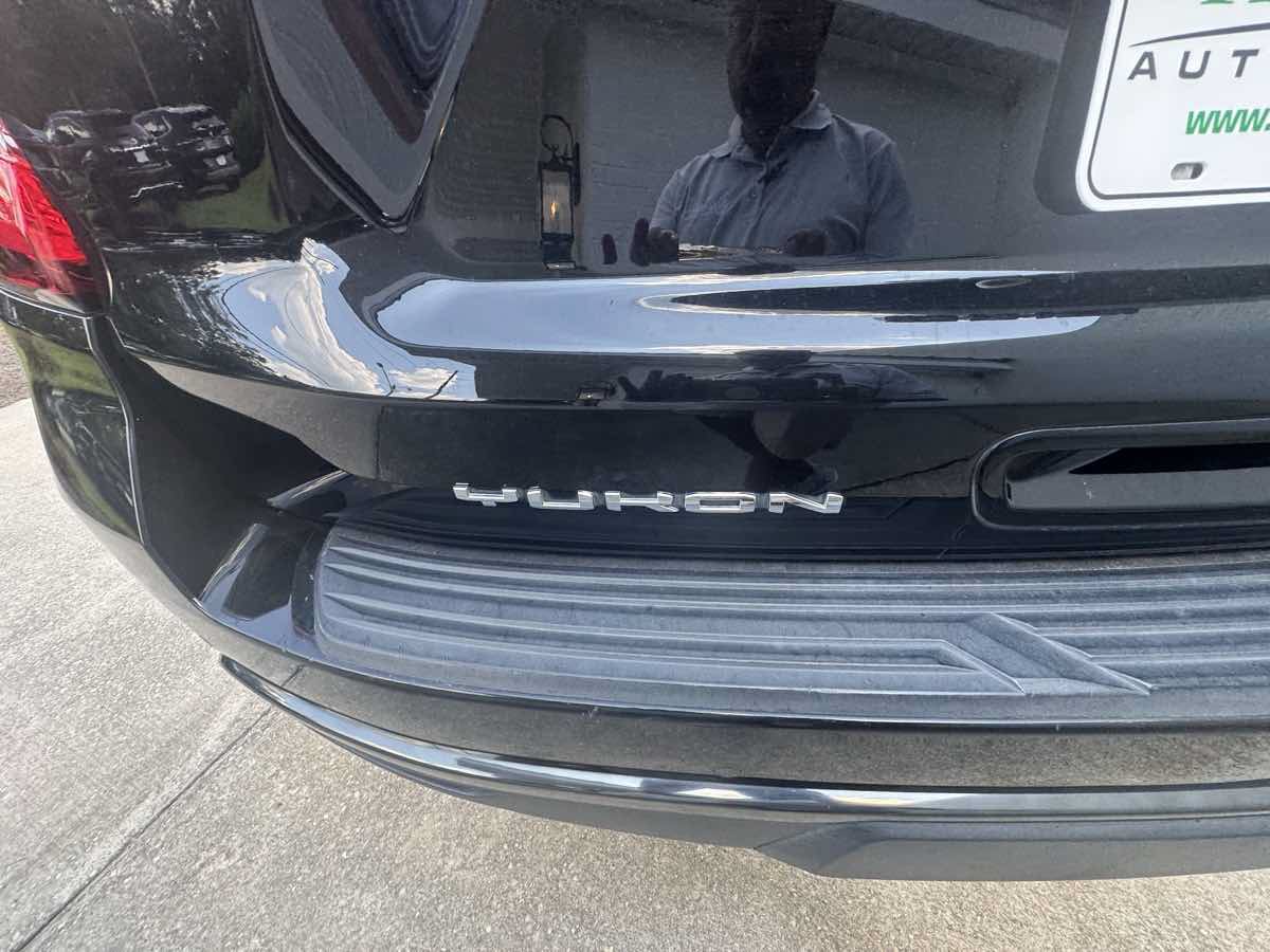 Used 2021 GMC Yukon AT4 AWD/4WD image 21