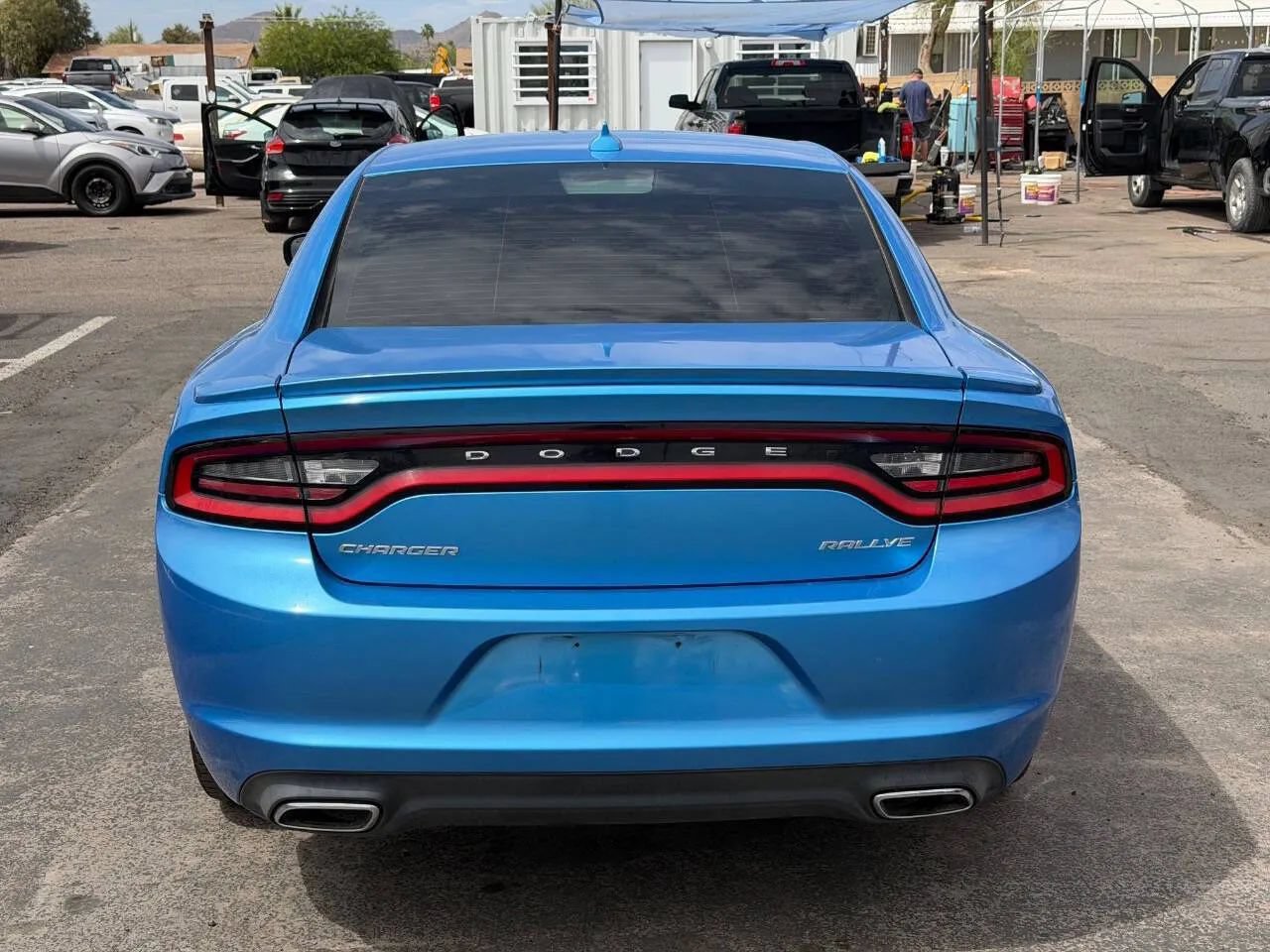 Used 2015 Dodge Charger SXT RWD image 8