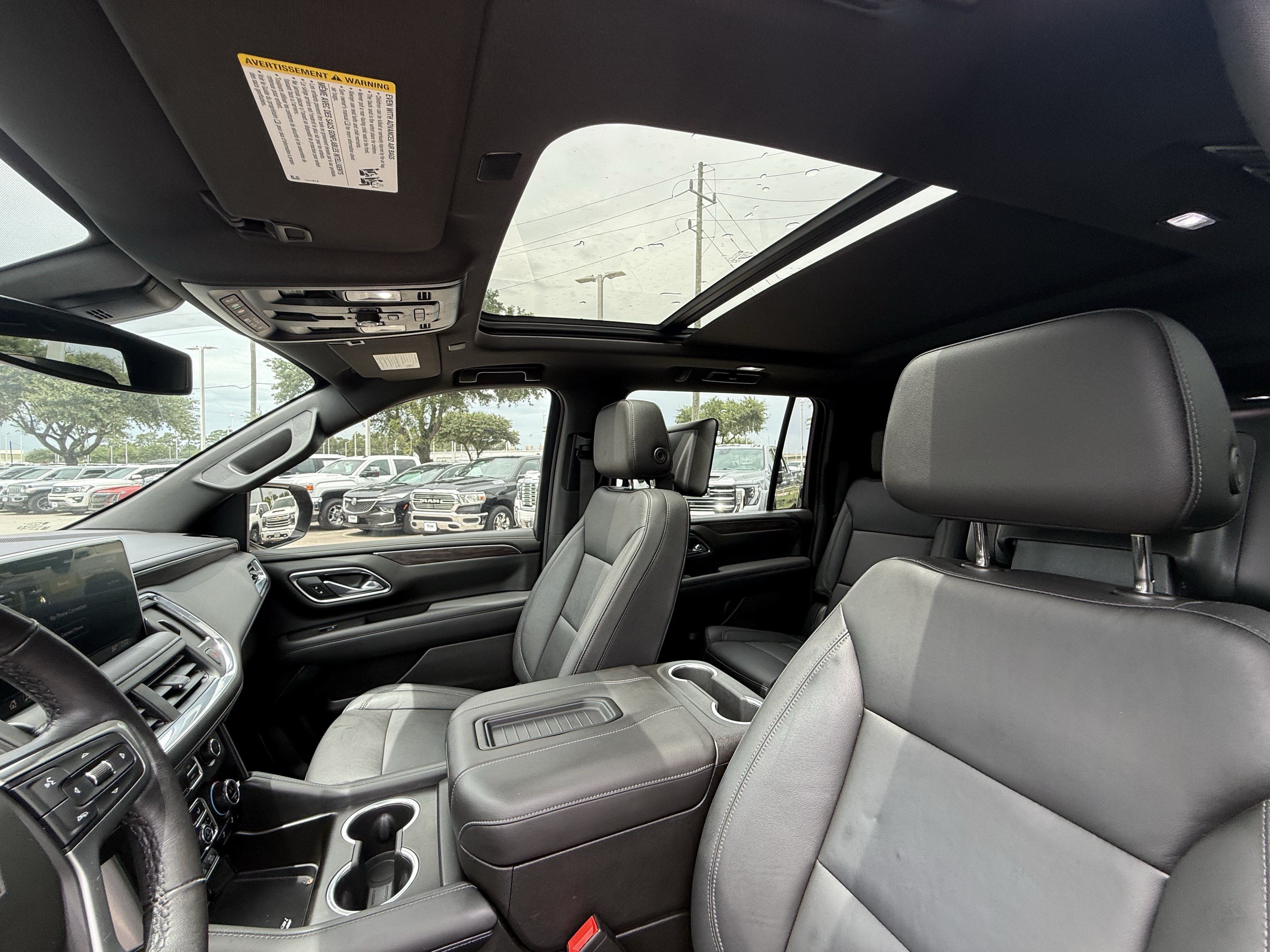 Used 2021 Chevrolet Suburban Z71 w/ Luxury Package AWD/4WD image 26