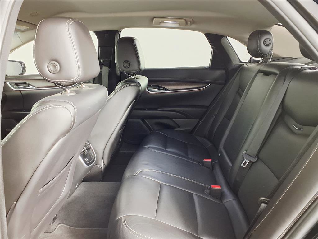 Used 2019 Cadillac XTS Luxury image 13