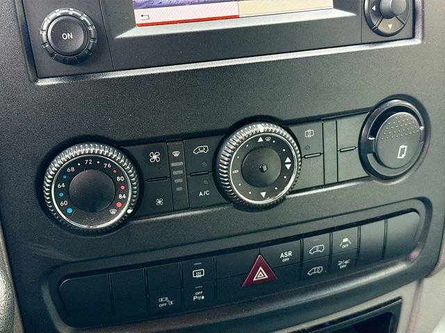 Used 2015 Mercedes-Benz Sprinter 2500 image 16