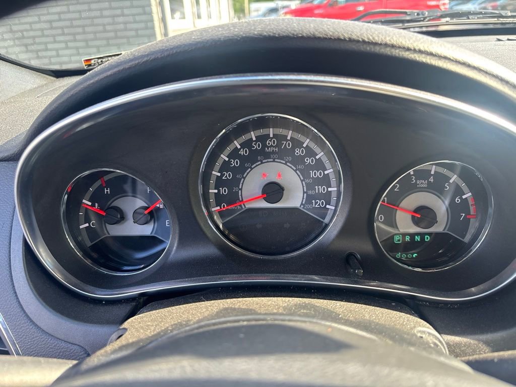 Used 2012 Chrysler 200 LX FWD image 11