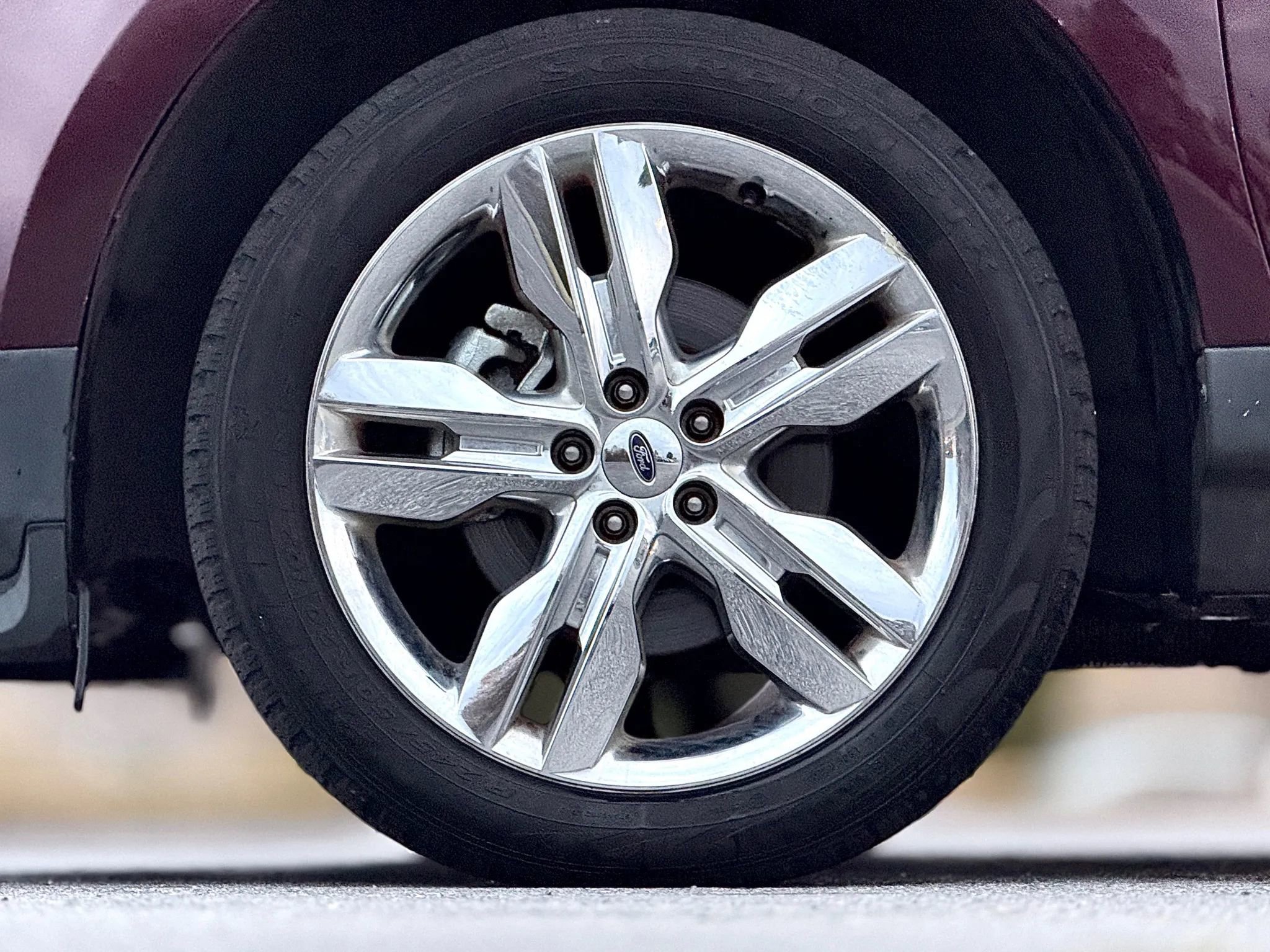 Used 2011 Ford Edge Limited image 29