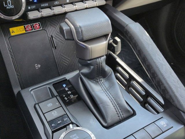 Used 2024 Toyota Tacoma SR5 AWD/4WD image 16