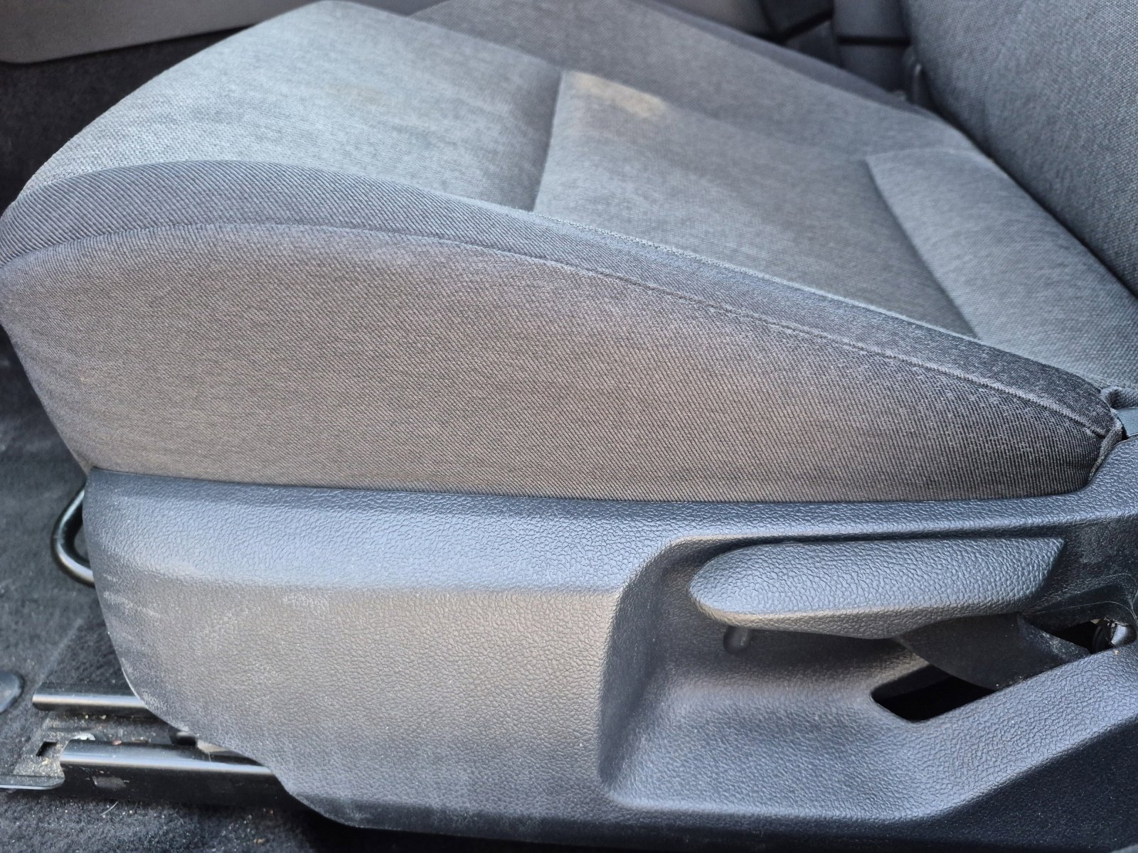 Certified 2025 Toyota Camry LE image 27