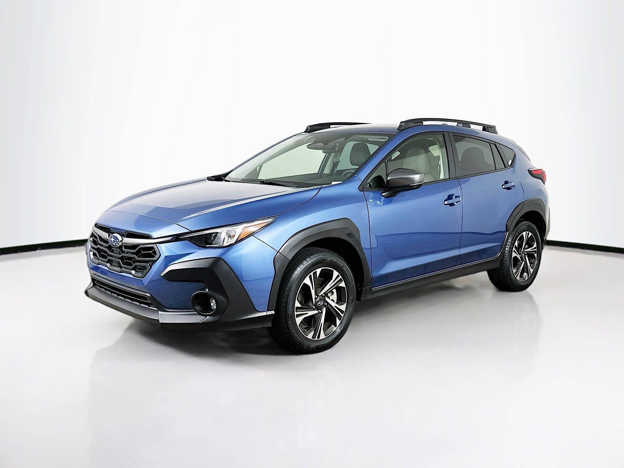 Used 2024 Subaru Crosstrek 2.0i Premium image 3