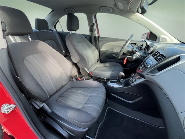Used 2015 Chevrolet Sonic LT image 29