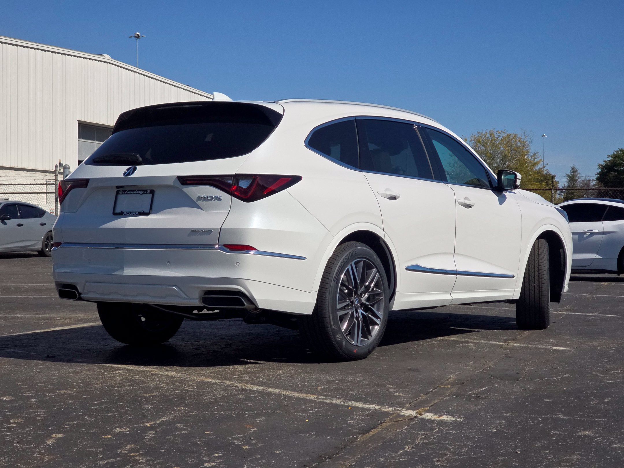 New 2026 Acura MDX w/ Advance Package AWD/4WD image 4