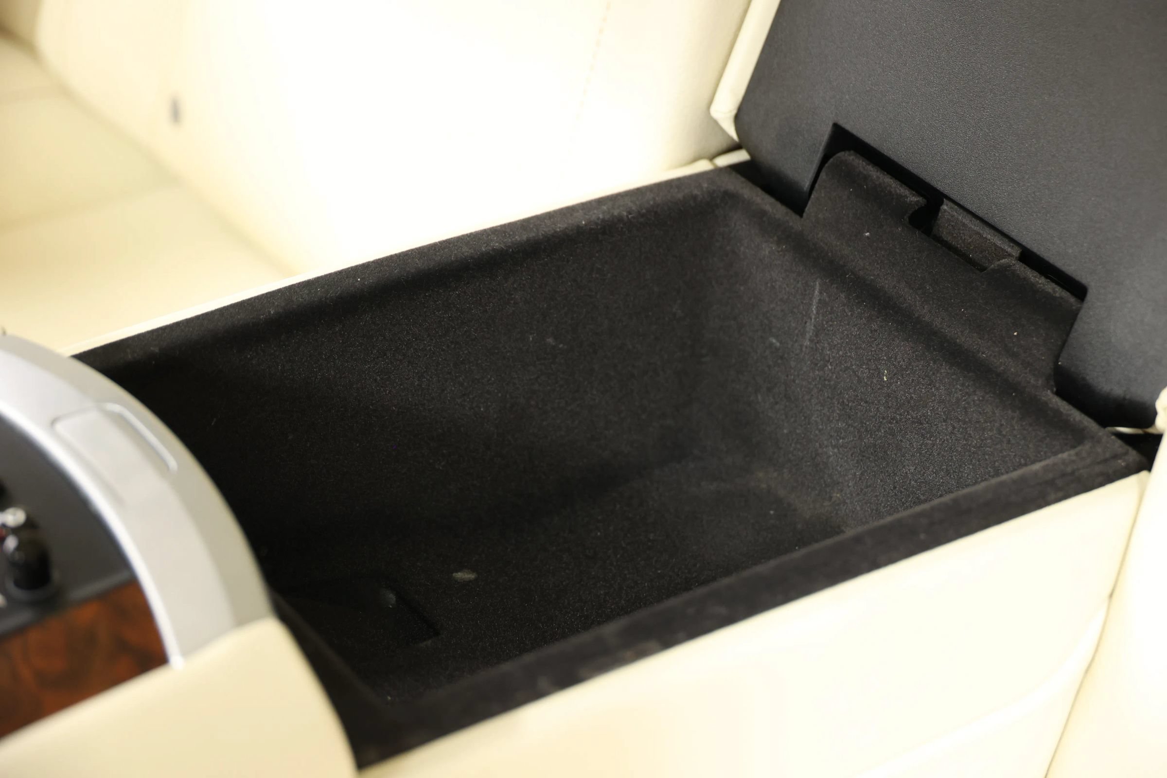 Used 2013 Rolls-Royce Ghost RWD image 66