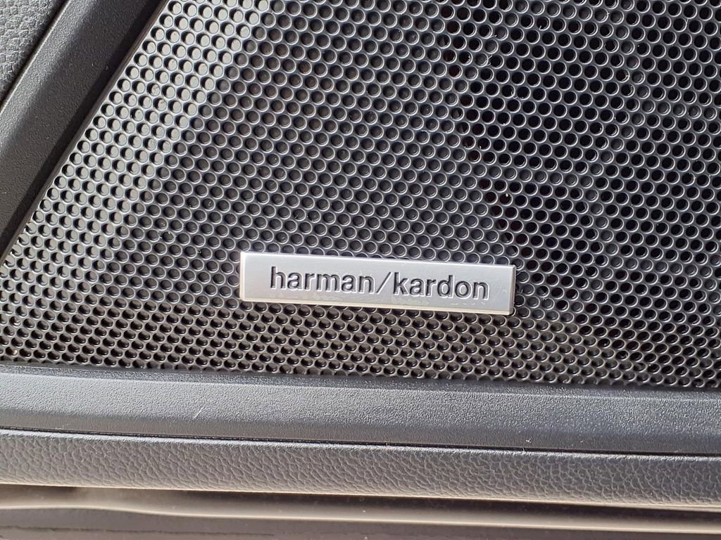 Used 2022 Subaru Outback Limited XT w/ Popular Package #2 image 10