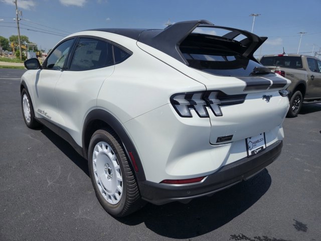 New 2025 Ford Mustang Mach-E GT image 4