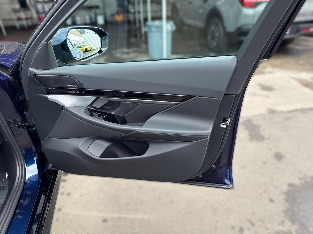 New 2026 BMW 530i w/ M Sport Package RWD image 27