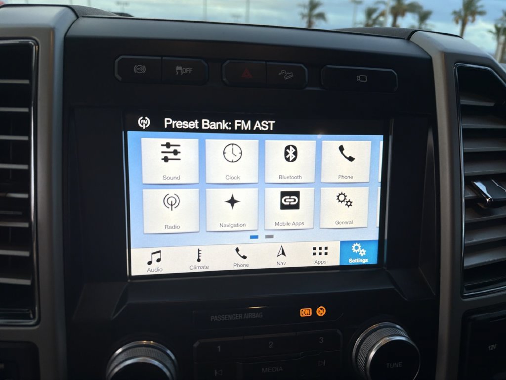 Used 2018 Ford F350 King Ranch w/ King Ranch Ultimate Package AWD/4WD image 20