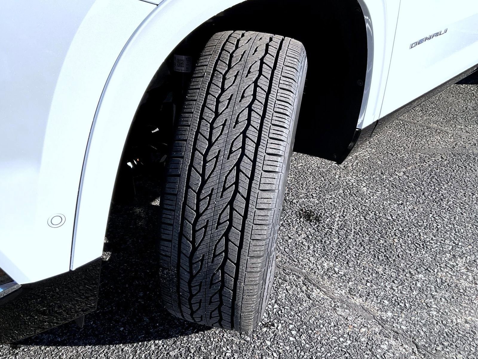 New 2026 GMC Acadia Denali w/ Super Cruise Package image 24