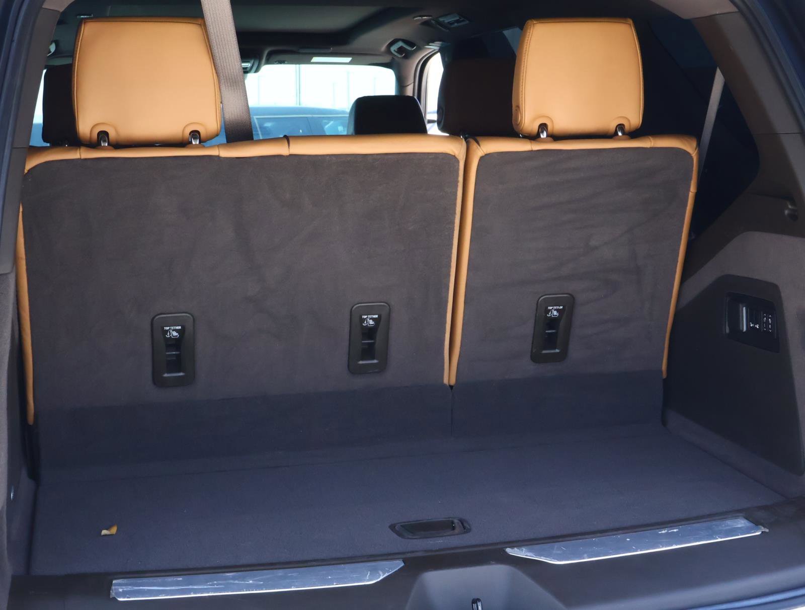 Used 2024 Cadillac Escalade Sport w/ LPO, ONYX Package RWD image 29