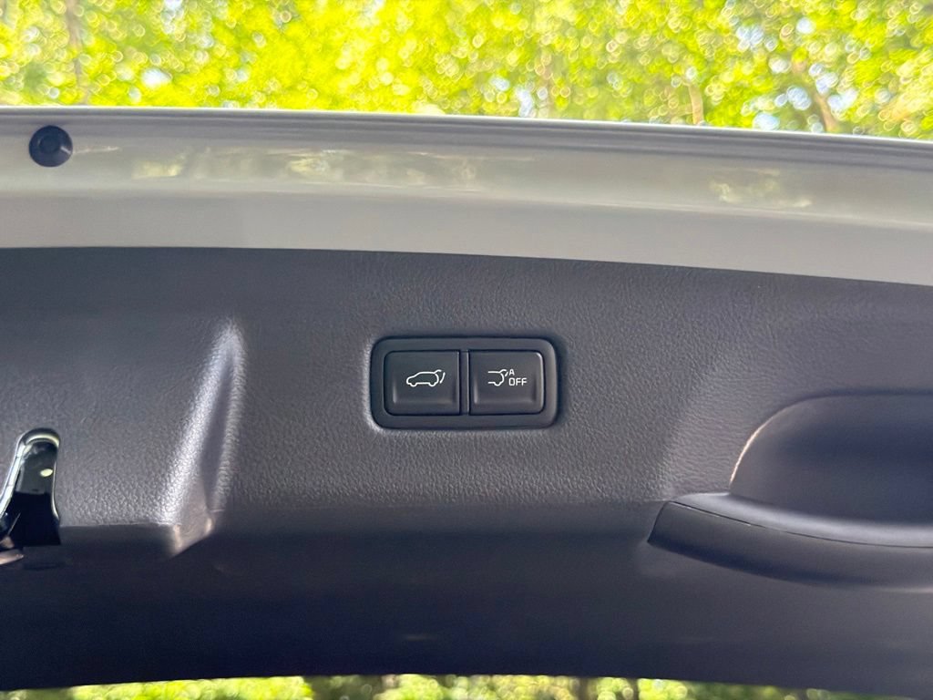 Used 2026 Kia Carnival EX FWD image 13