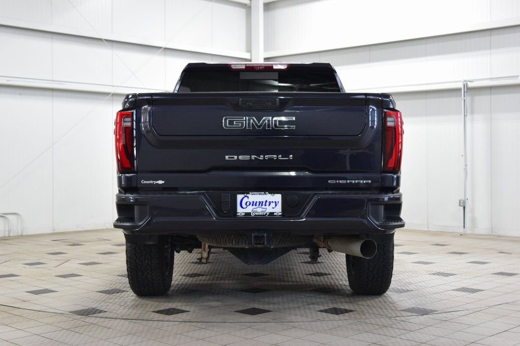 Used 2024 GMC Sierra 2500 Denali Ultimate image 7