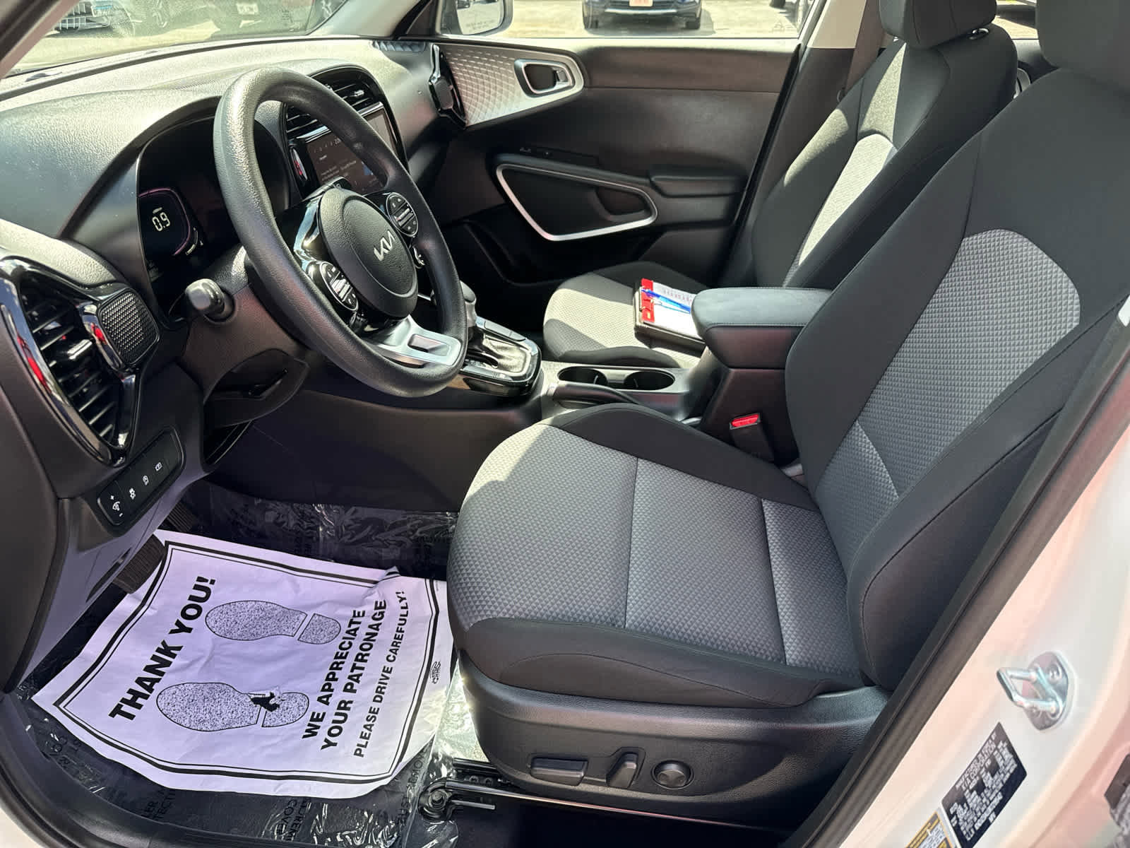 Used 2024 Kia Soul S image 11