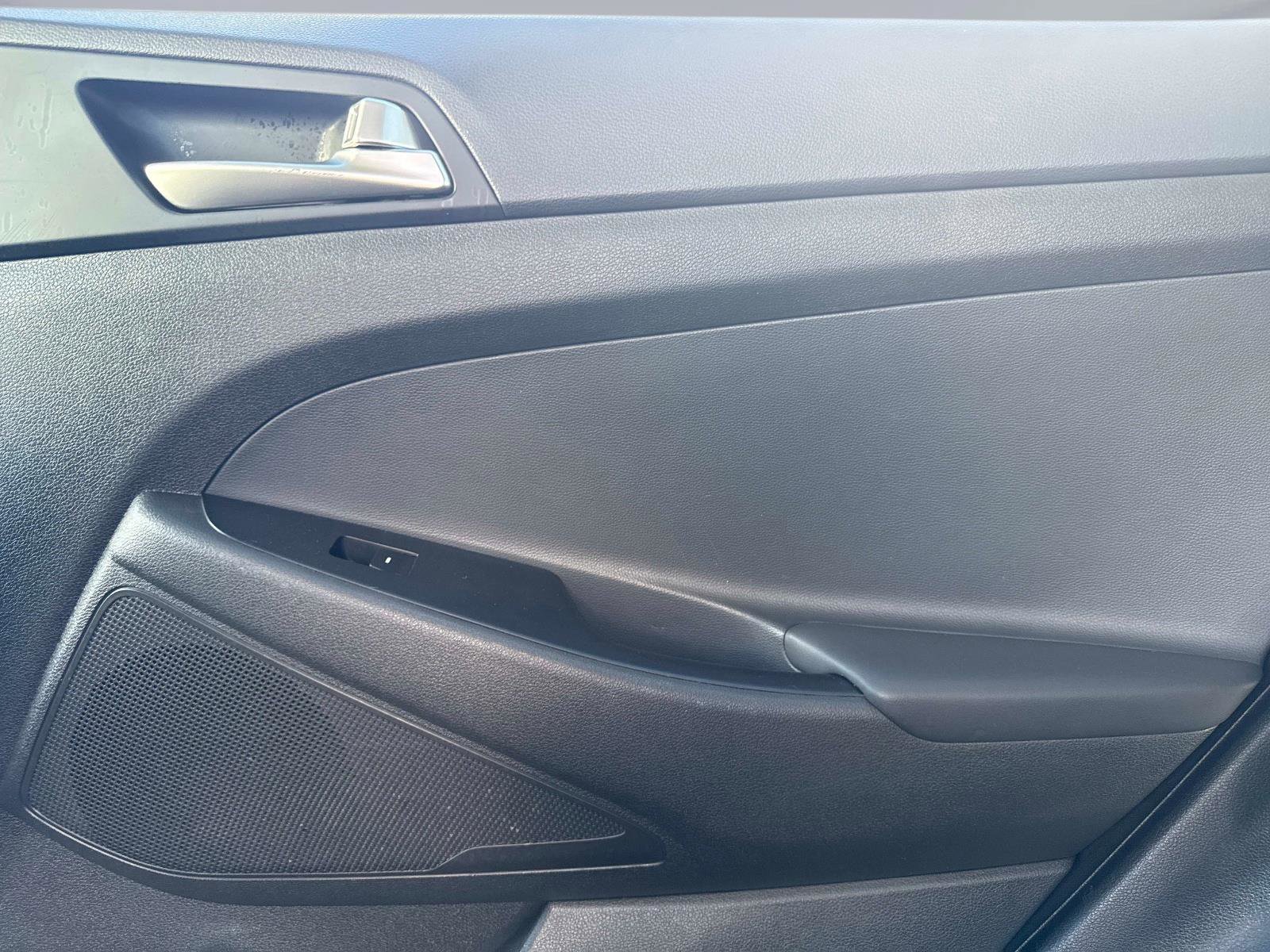 Used 2019 Hyundai Tucson SEL image 15