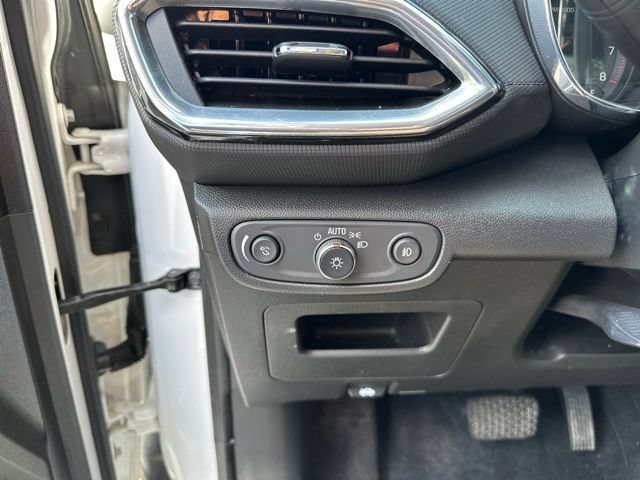 Used 2023 Chevrolet TrailBlazer LT w/ Convenience Package FWD image 21
