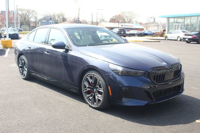 New 2026 BMW i5 eDrive40 w/ Executive Package