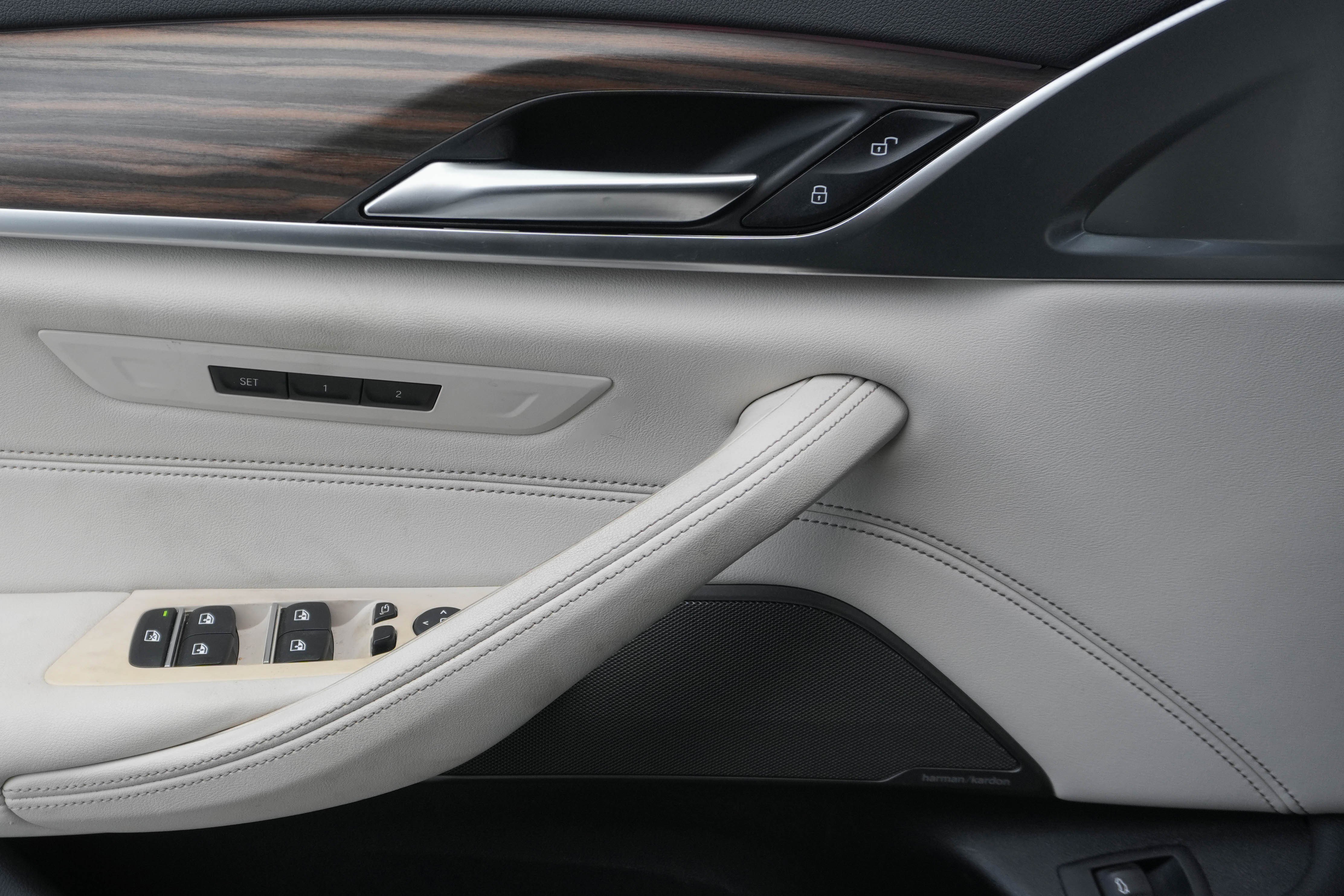 Certified 2023 BMW 540i w/ Premium Package image 15