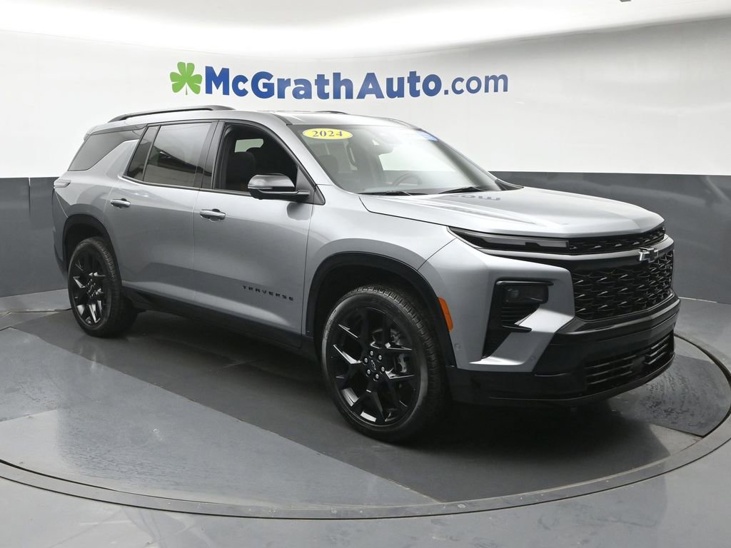 Used 2024 Chevrolet Traverse RS w/ LPO, Floor Liner Package image 2