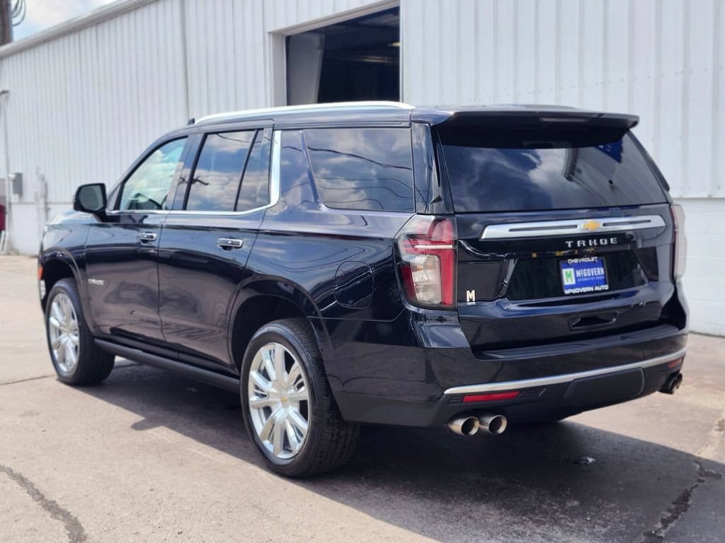Used 2023 Chevrolet Tahoe High Country AWD/4WD image 3