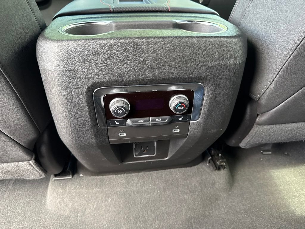 Used 2024 Chevrolet Tahoe RST w/ Luxury Package AWD/4WD image 21