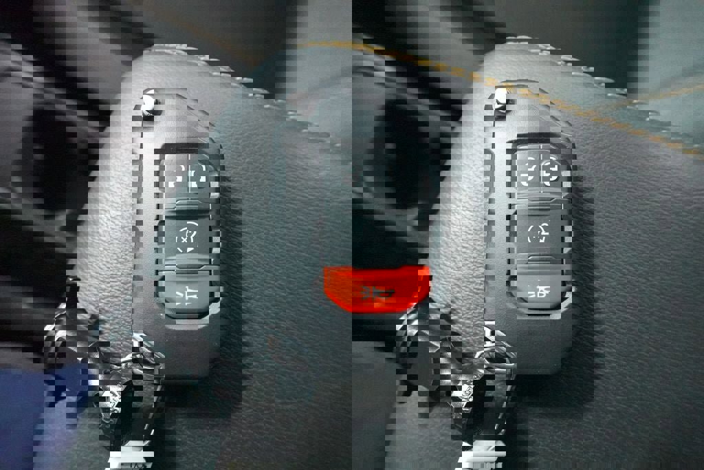 Used 2025 Jeep Wrangler Unlimited Sahara image 20