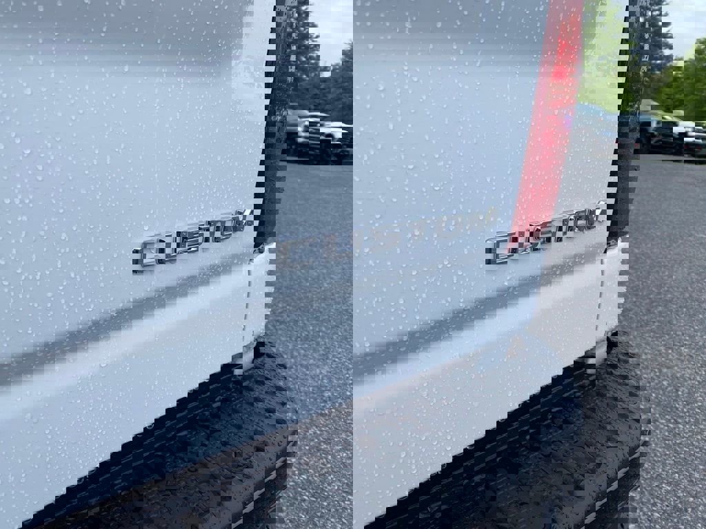 New 2025 Chevrolet Silverado 2500 Custom w/ Custom Value Package image 31