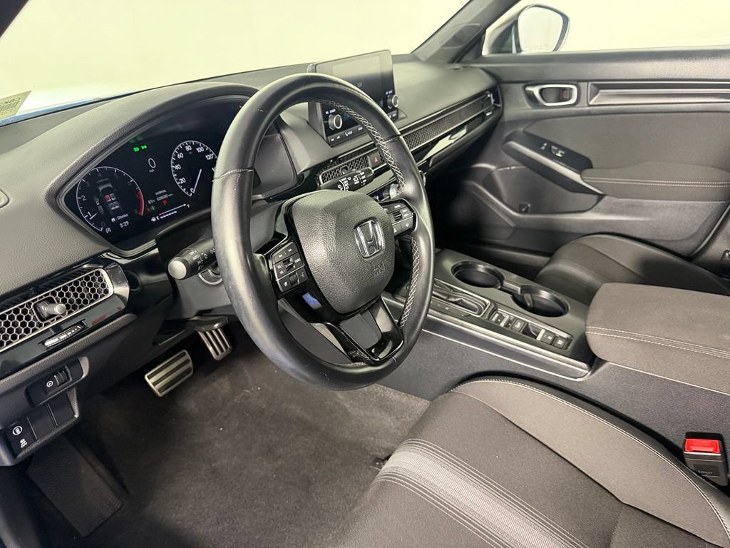 Used 2023 Honda Civic Sport image 11