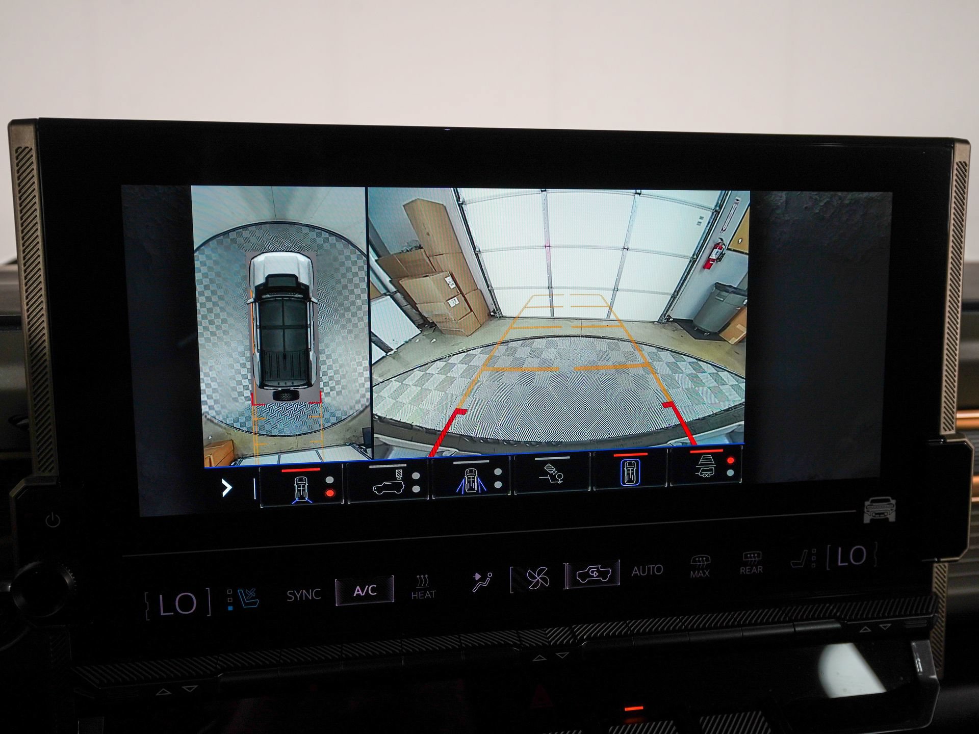Used 2024 GMC Hummer EV 3X AWD/4WD image 25